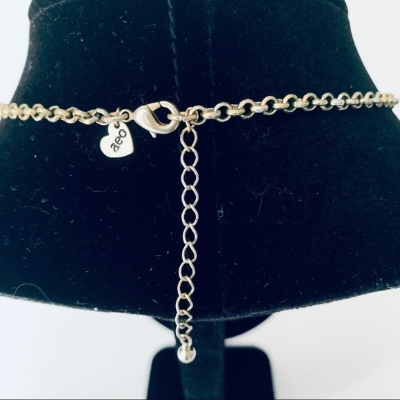 🦅 AEO Statement Necklace - Picture 5 of 5